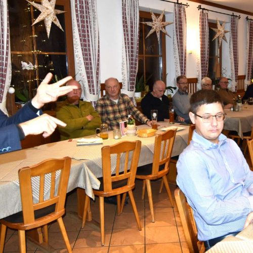 Abbaz vom JC-Pflegedienst bei Gemeinderatssitzung 2025