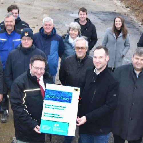 Übergabe des Förderbescheids für Energie Pesensricht GbR durch Staatssekretär Gotthardt 2025 2 (002)